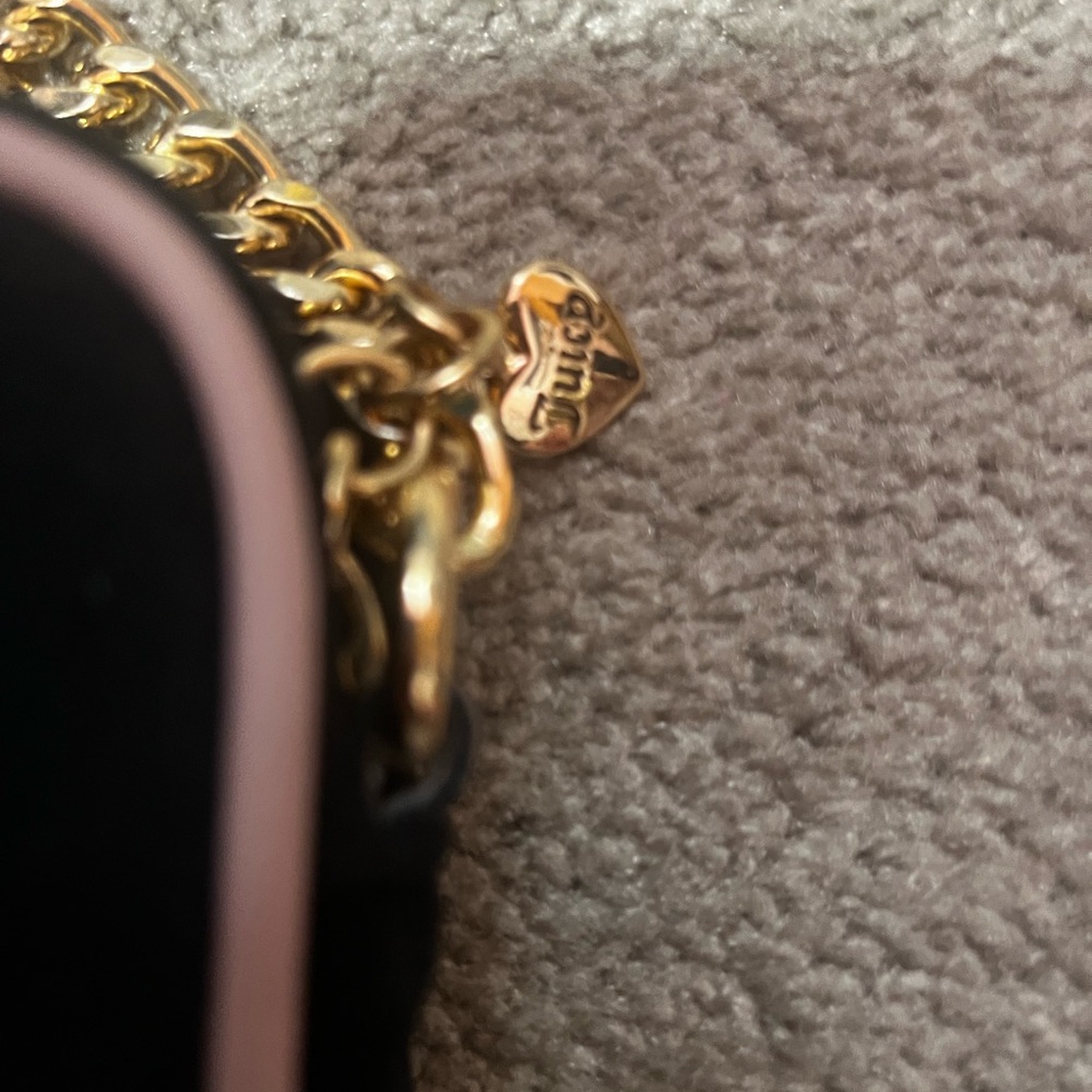 Juicy couture black velour and pink cross body with strap - Picture 3 of 9
